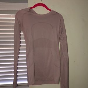 Swiftly Tech long sleeve size 6
